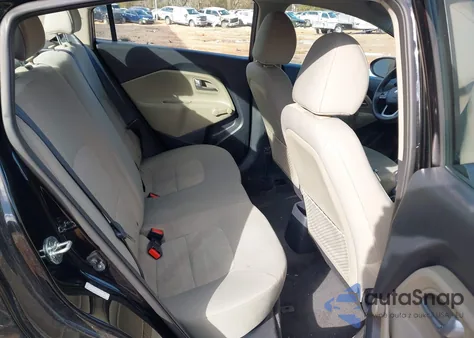 2017 Kia Rio Lx z USA, uszkodzony, nr VIN KNADM4A30H6011611